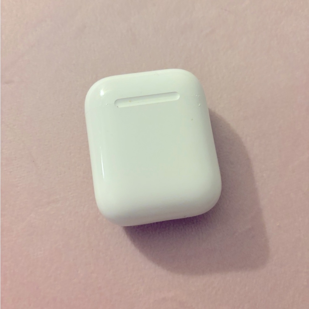 Apple AirPod case